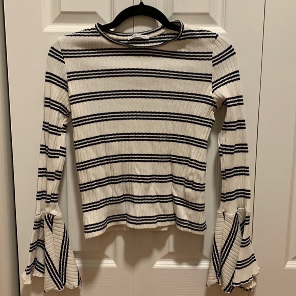 Black and White Striped Long Sleeve Shirt. - Picture 3 of 4